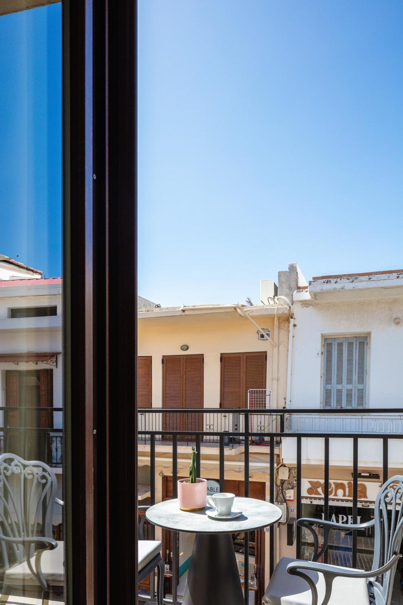 Omma Suites Rethymno Exteriör bild